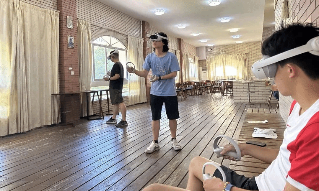 VR体验活动,和你一起“穿越”!